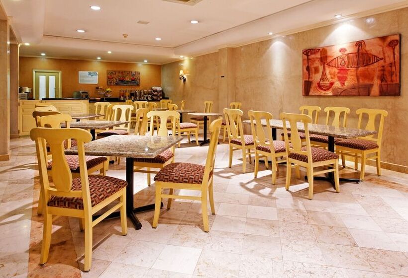 فندق Holiday Inn Express Oaxaca   Centro Historico, An Ihg