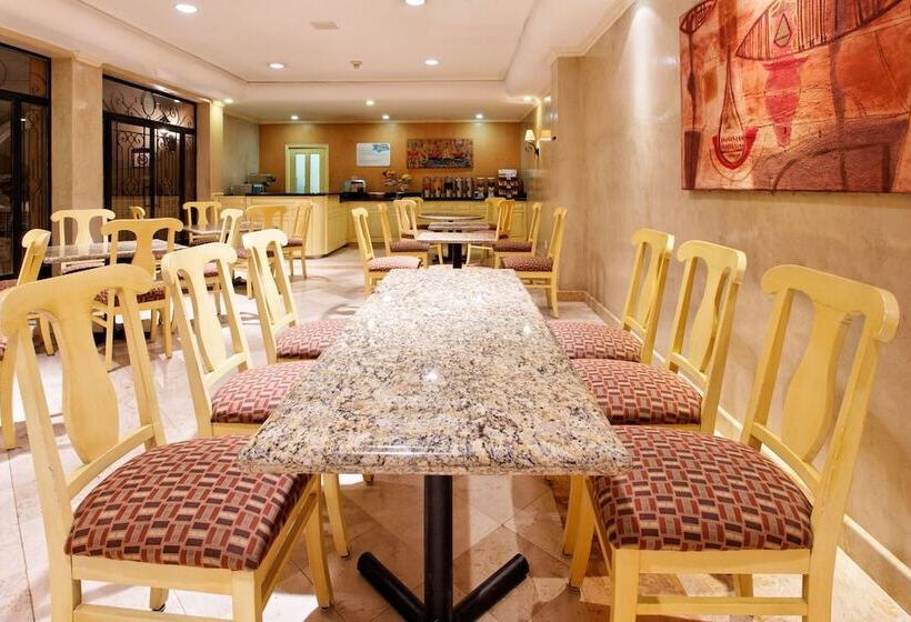 فندق Holiday Inn Express Oaxaca   Centro Historico, An Ihg