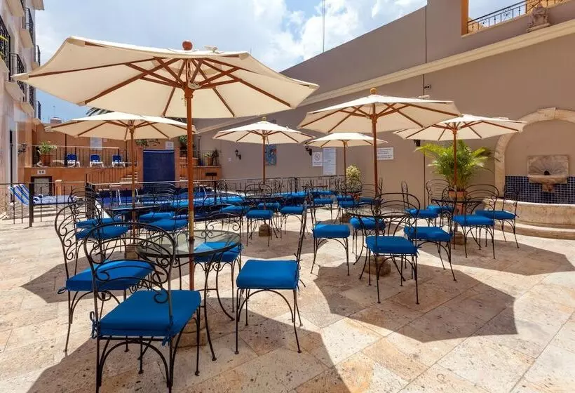 هتل Holiday Inn Express Oaxaca Centro Historico, An Ihg