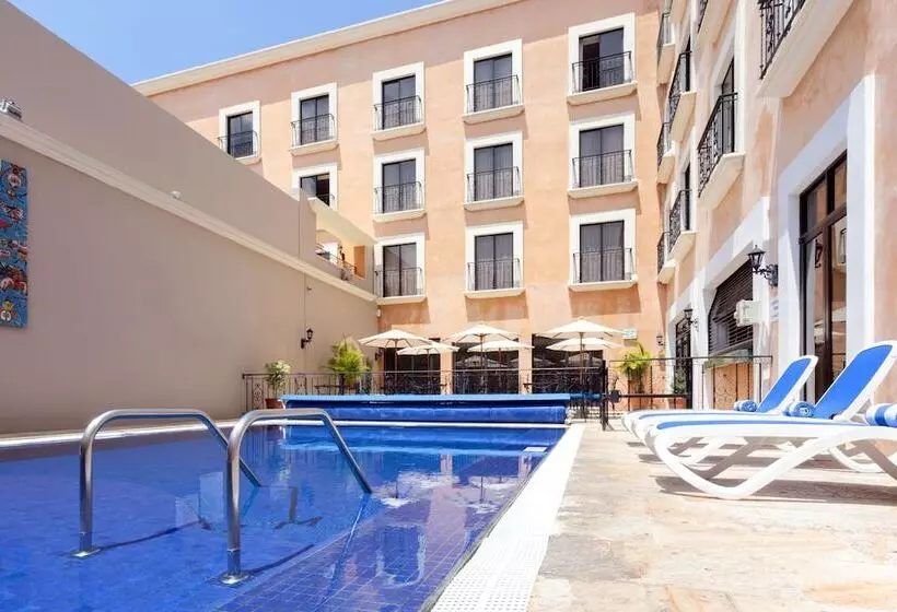 هتل Holiday Inn Express Oaxaca Centro Historico, An Ihg
