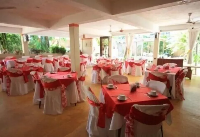 Отель Palenque Premier