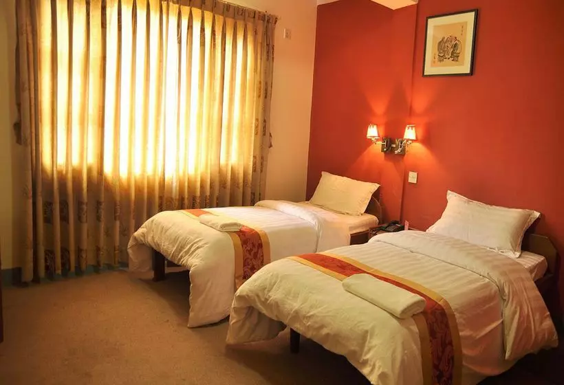 هتل Oyo 120 Tayoma