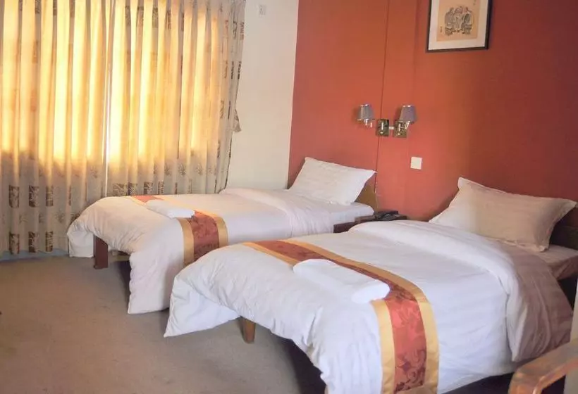 هتل Oyo 120 Tayoma