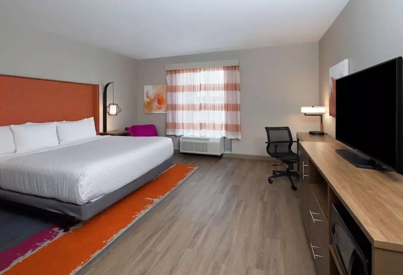 Hotelli La Quinta Inn & Suites By Wyndham Perry