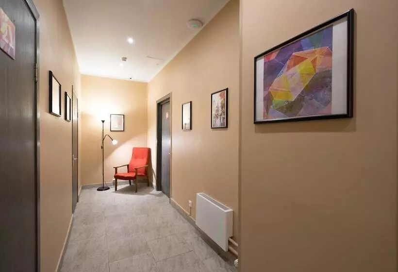 Makarov Hostel