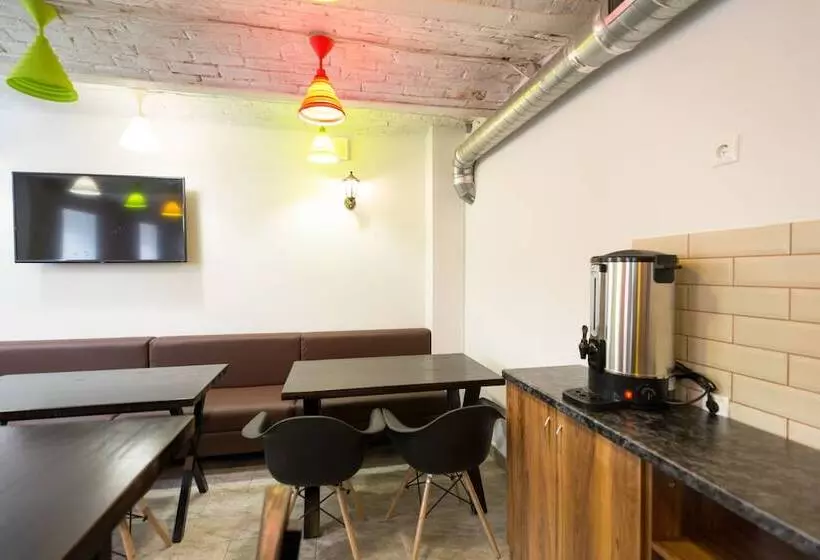 Makarov Hostel