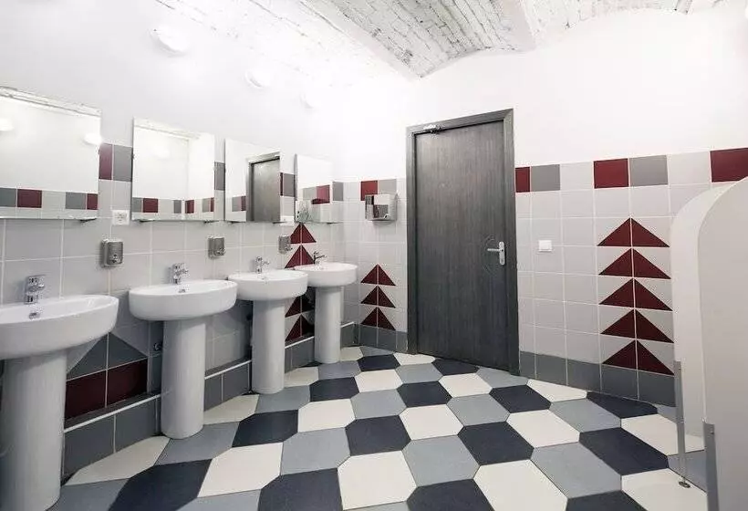Makarov Hostel