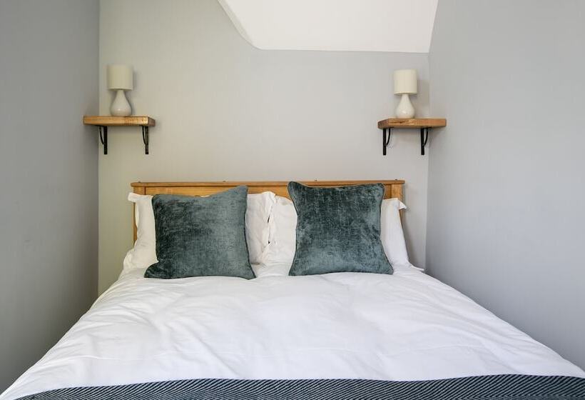 בית מלון כפרי Accommodation At Salomons Estate