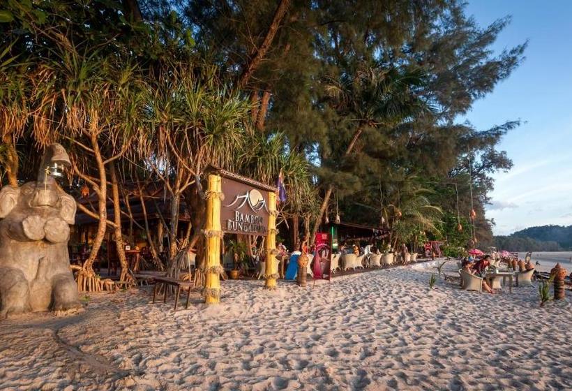 هتل Bamboo Bungalows