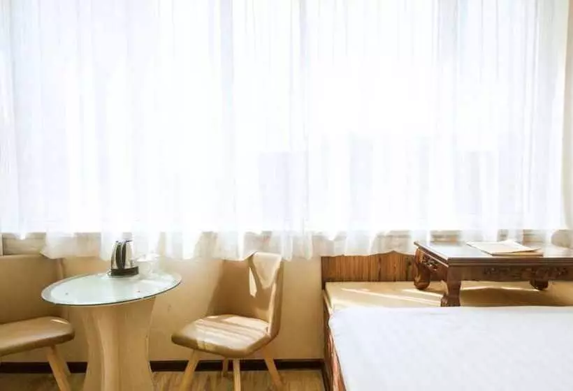 هتل Qingdao Kairui Seaview Cottage