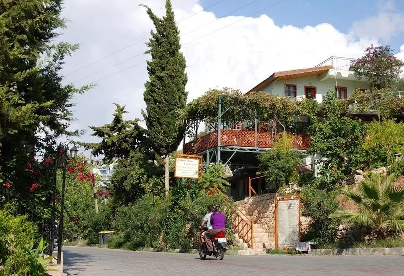 ホテル St. Nicholas Pension