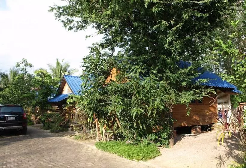 Hotelli Suandarbporn Resort Mae Sot