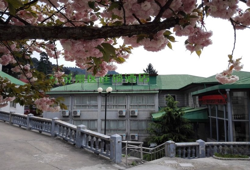 Wuyue Scenic Area Hotel Lushan Mountain