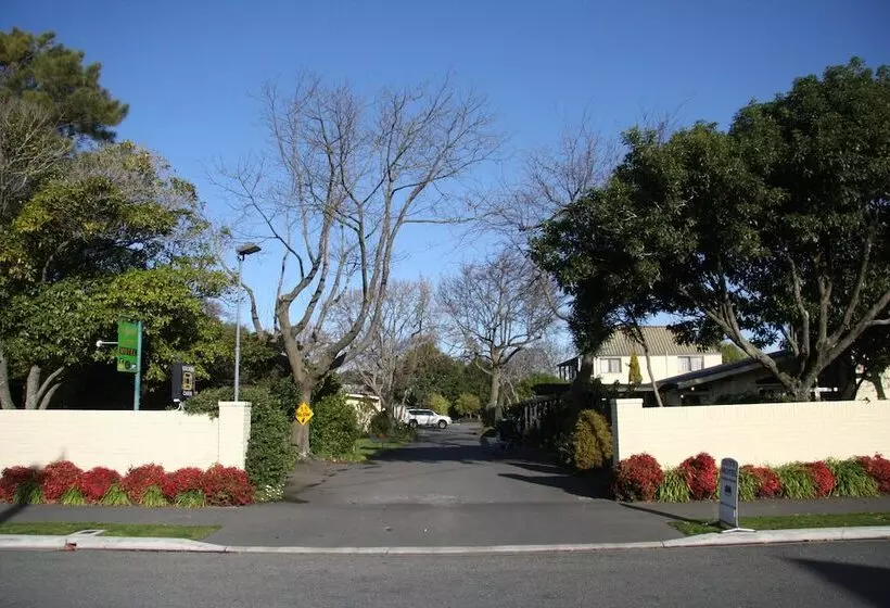 Ashleigh Court Motel Christchurch Hagley Park