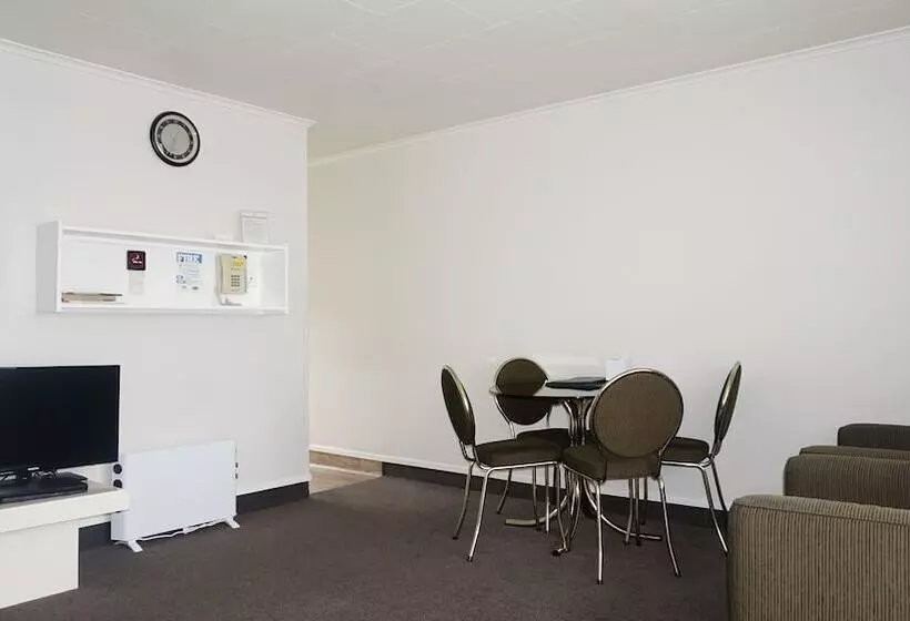 Ashleigh Court Motel Christchurch Hagley Park