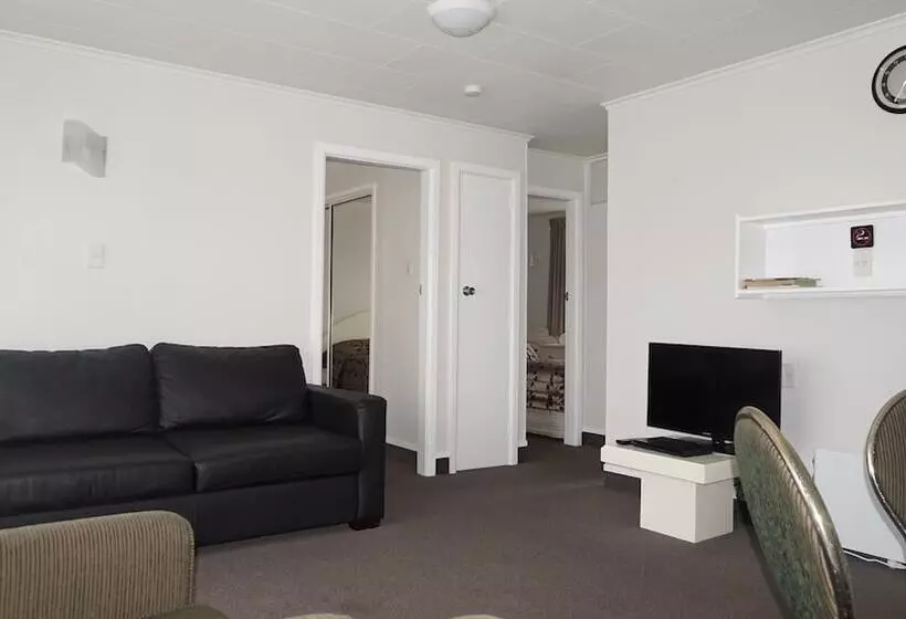 Ashleigh Court Motel Christchurch Hagley Park