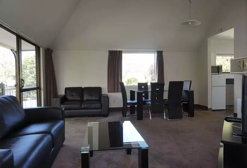 Ashleigh Court Motel Christchurch Hagley Park
