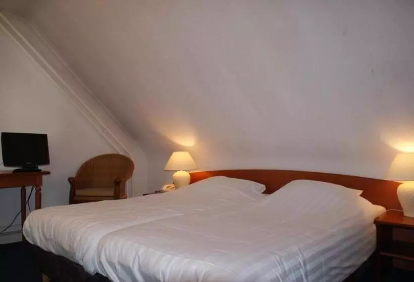 Fletcher Hotel La Ville Blanche