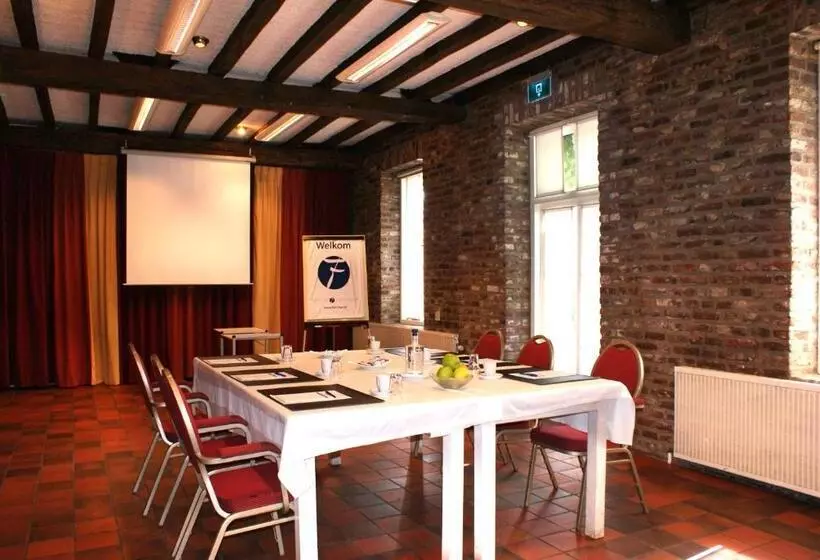 Fletcher Hotel La Ville Blanche