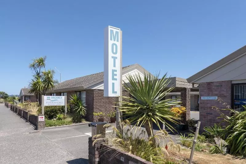 בית מלון כפרי Foreshore Motor Lodge
