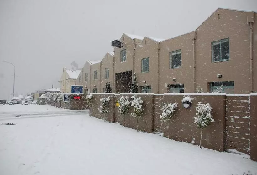 호텔 Queenstown Gateway Apartments