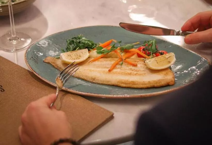 Sheraton Amsterdam Airport Hotel And Conference Center