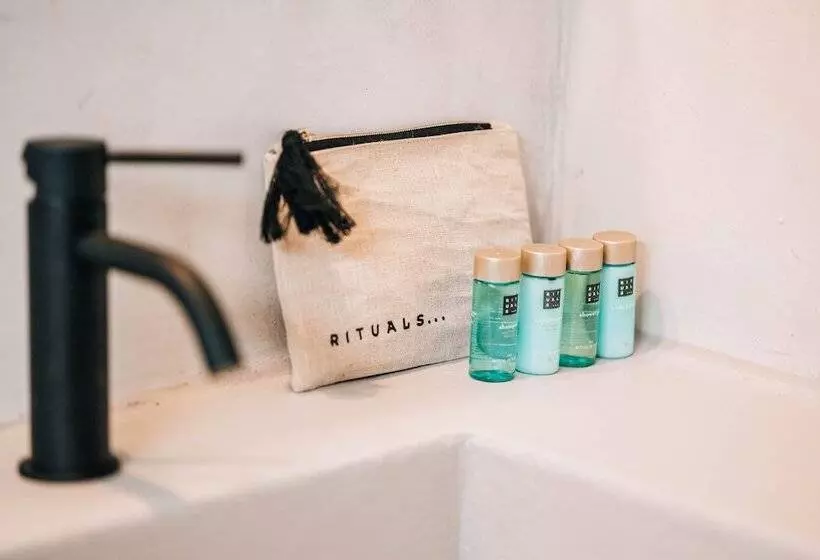 Sorobon Luxury Beach Resort