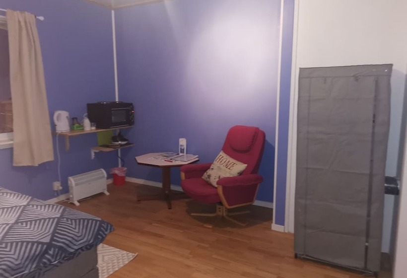 مبيت وإفطار Stranda Bed And Fishing