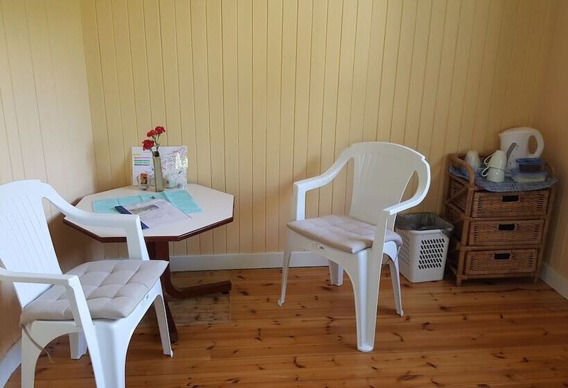 مبيت وإفطار Stranda Bed And Fishing