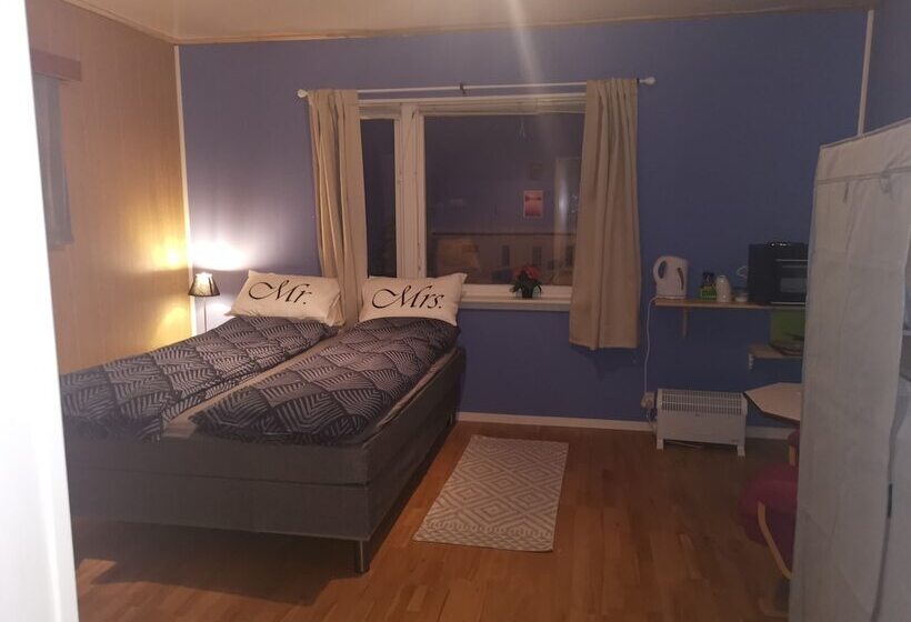 مبيت وإفطار Stranda Bed And Fishing