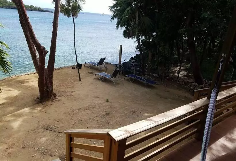 هتل Half Moon Resort