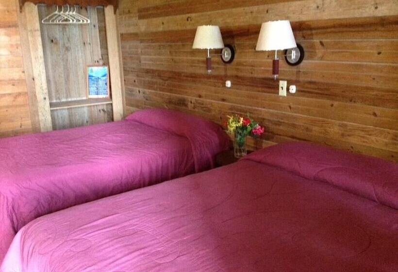 هتل Half Moon Resort