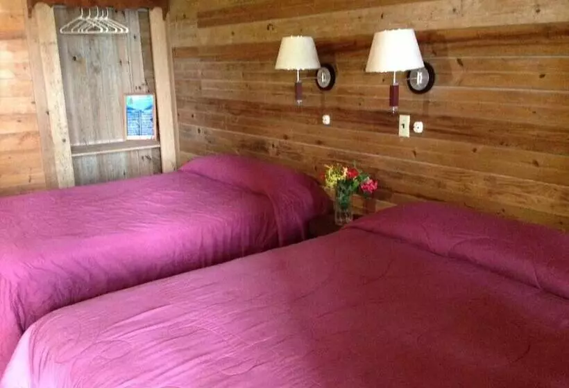 هتل Half Moon Resort