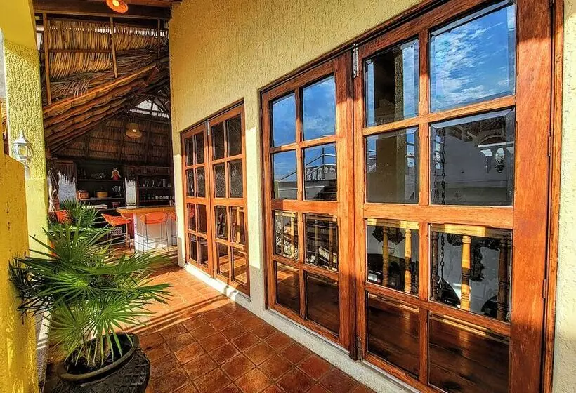 Hotelli Jardin Del Mar