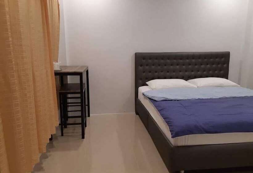 Отель Jirawadee Resort