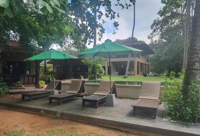 호텔 Khao Tong Villa At Melina