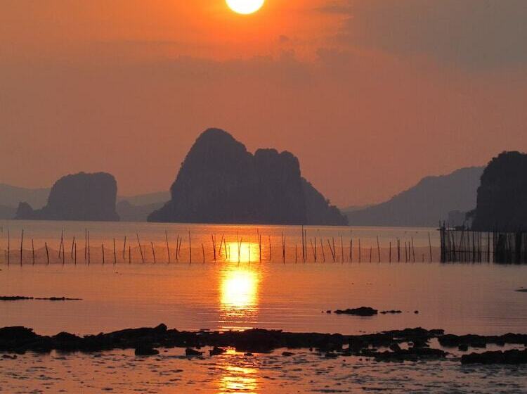 호텔 Khao Tong Villa At Melina