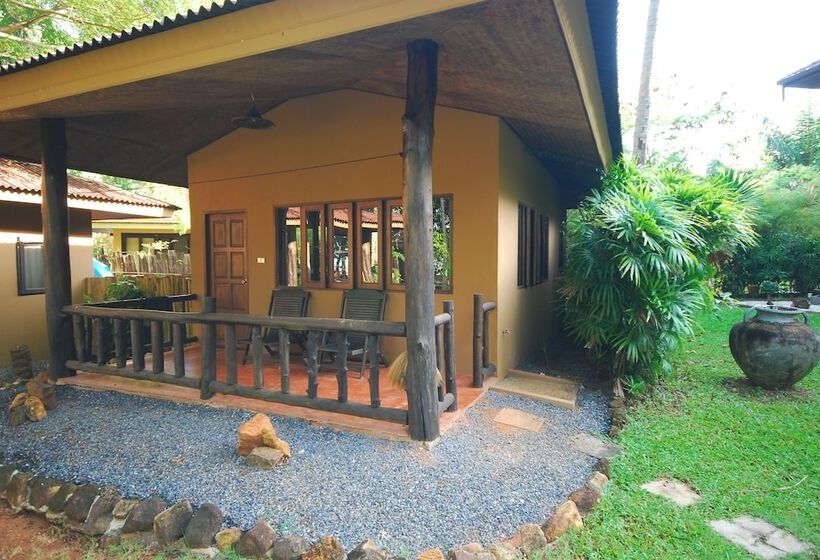 호텔 Khao Tong Villa At Melina