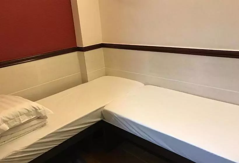 هتل Lap Shun Hostel