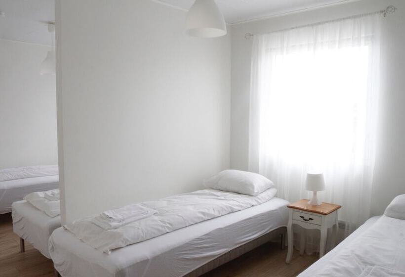 پانسیون Glacier Inn