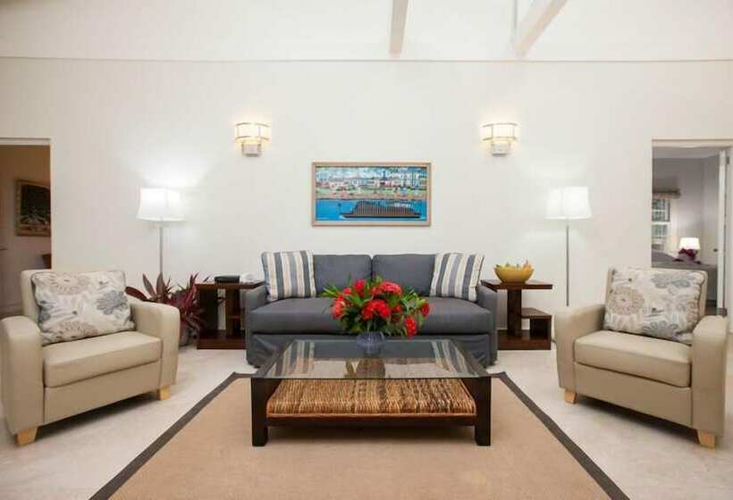 Wag Water Villa, Ocho Rios 3br