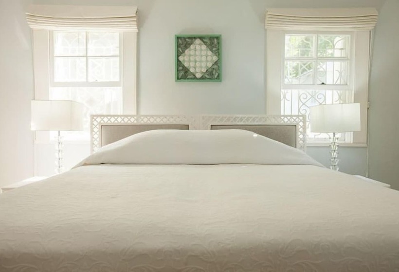 Wag Water Villa, Ocho Rios 3br