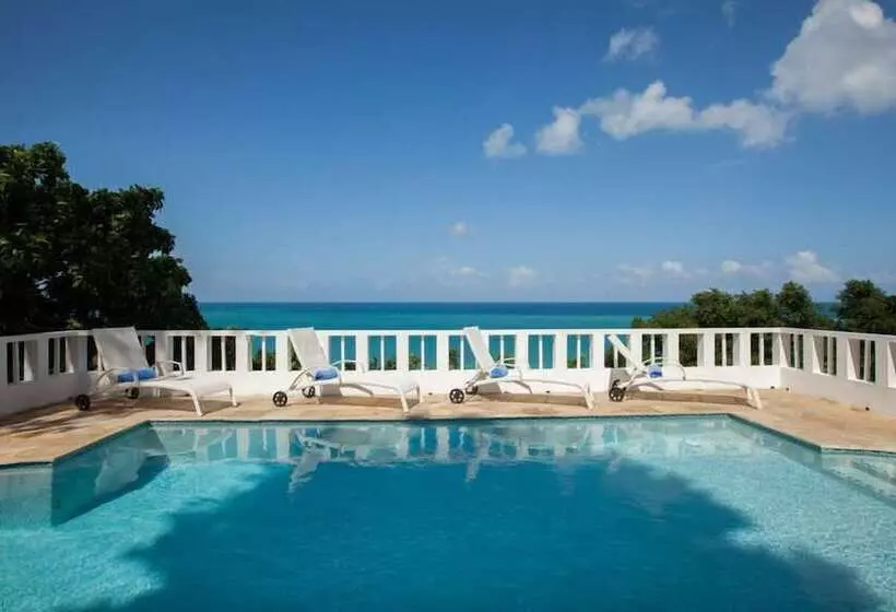Wag Water Villa, Ocho Rios 3br