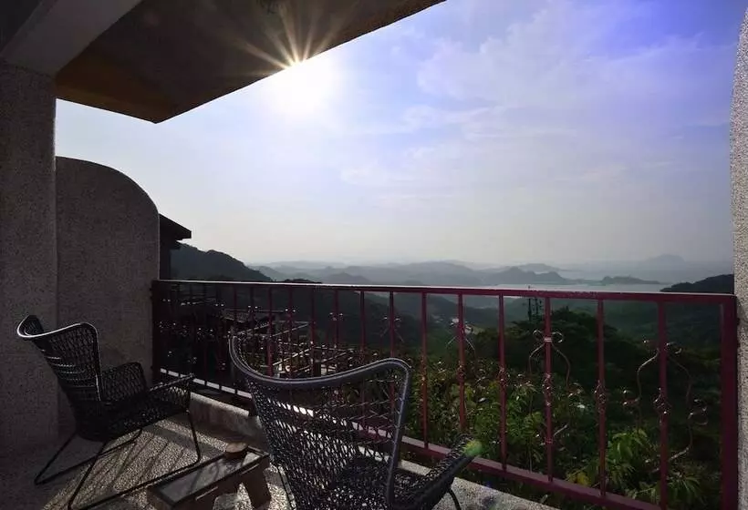 تختخواب و صبحانه Sunnyroom