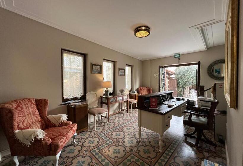 Akanthus Hotel Ephesus