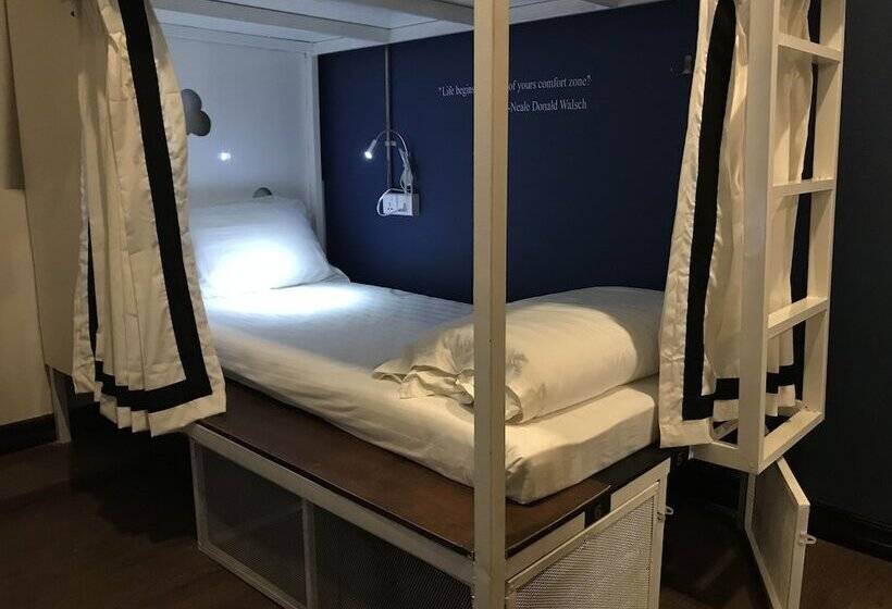 هتل Baobabed Hostel