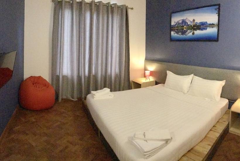 هتل Baobabed Hostel