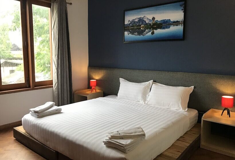 هتل Baobabed Hostel