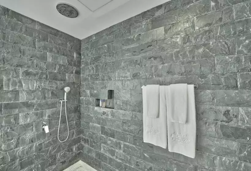 هتل Chan Boutique