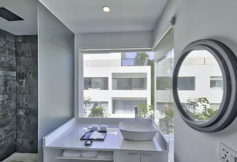 هتل Chan Boutique